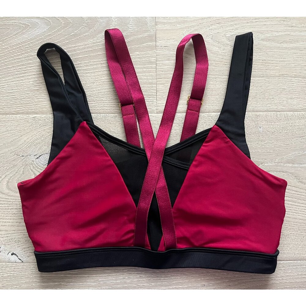 Indi Pole Wear Women's Strappy Sports Bra - Red/Black
